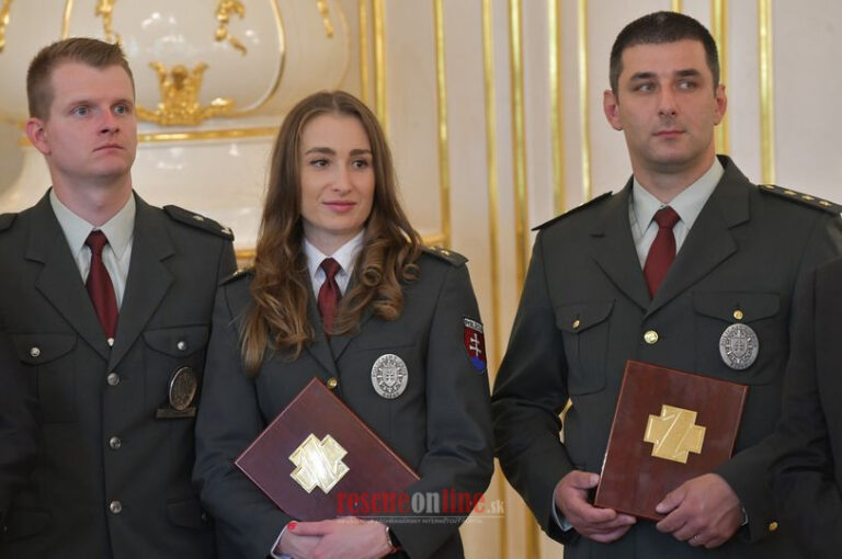 Zachránili ľudskí život. Ich službu vlasti ocenila prezidentka SR Zuzana Čaputová