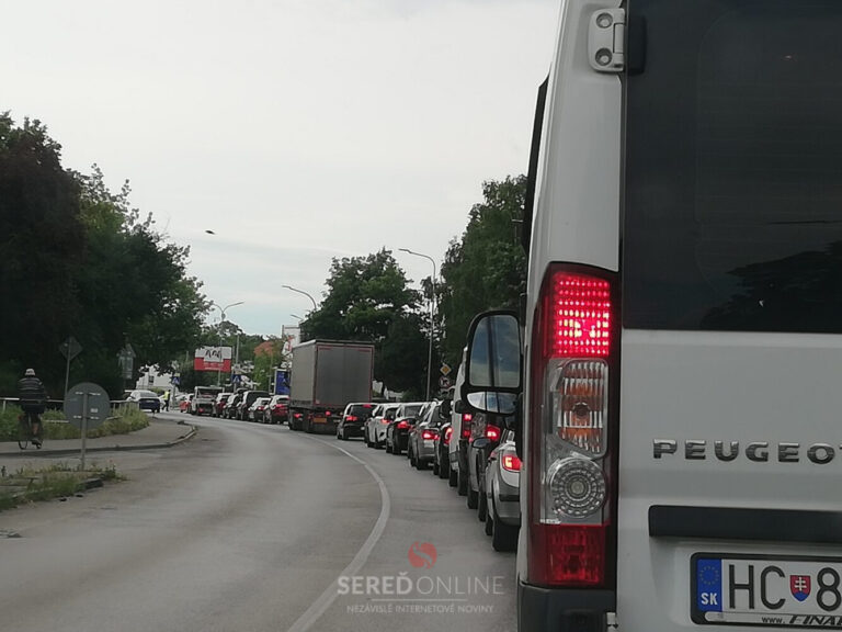 Ranná nehoda na Cukrovarskej ulici – AKTUALIZOVANÉ