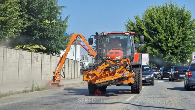 Sereď AKTUÁLNE: Údržba komunikácie Cukrovarská v smere na Dolnú Stredu